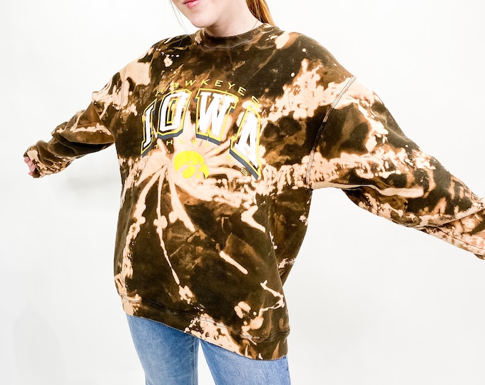 Vintage University of Iowa Tie Dye Sweatshirt - XL