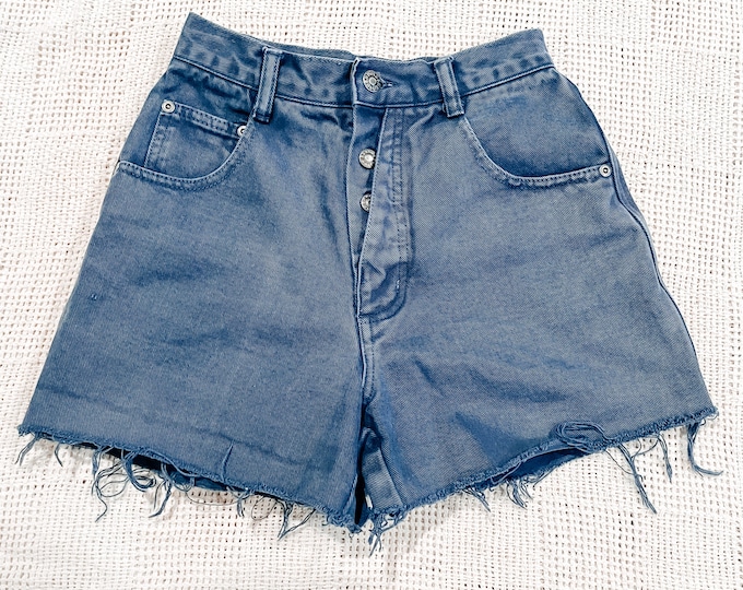 Vintage Cut Off Shorts Size 22/23