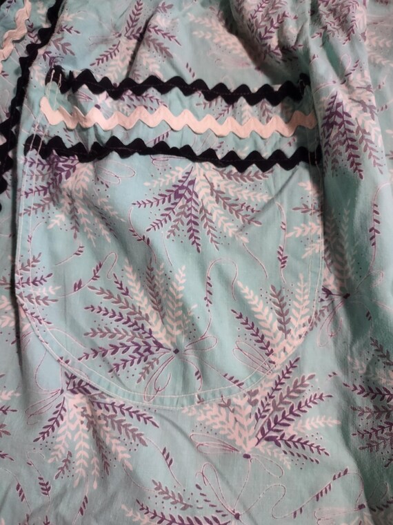 Vintage Apron with wheat pattern - image 2