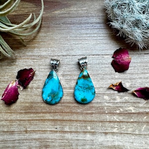 Pendant - Kingman Turquoise and sterling silver