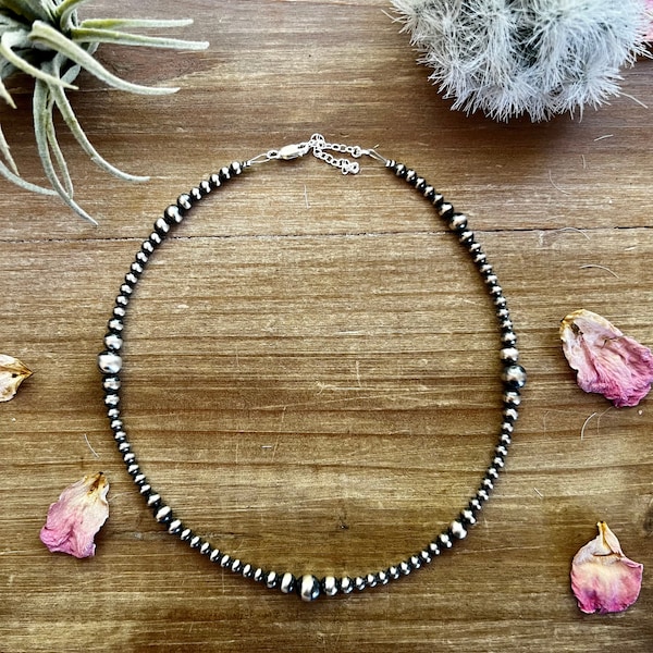 Graduated Sterling Silver Pearls choker necklace