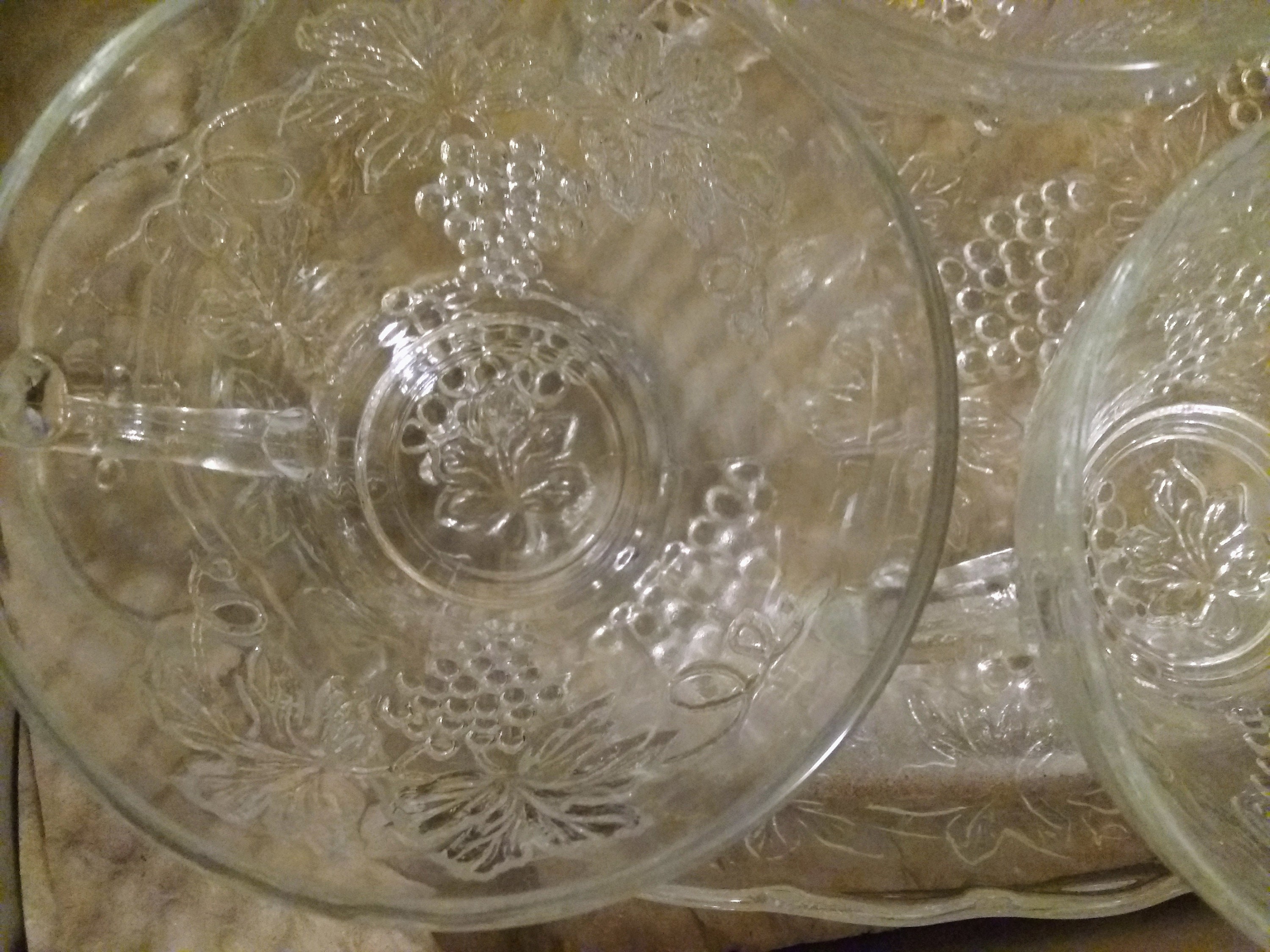 Grape Clusters Grape Leaves Lunch Plate and Cup Set of 8 pcs Etsy