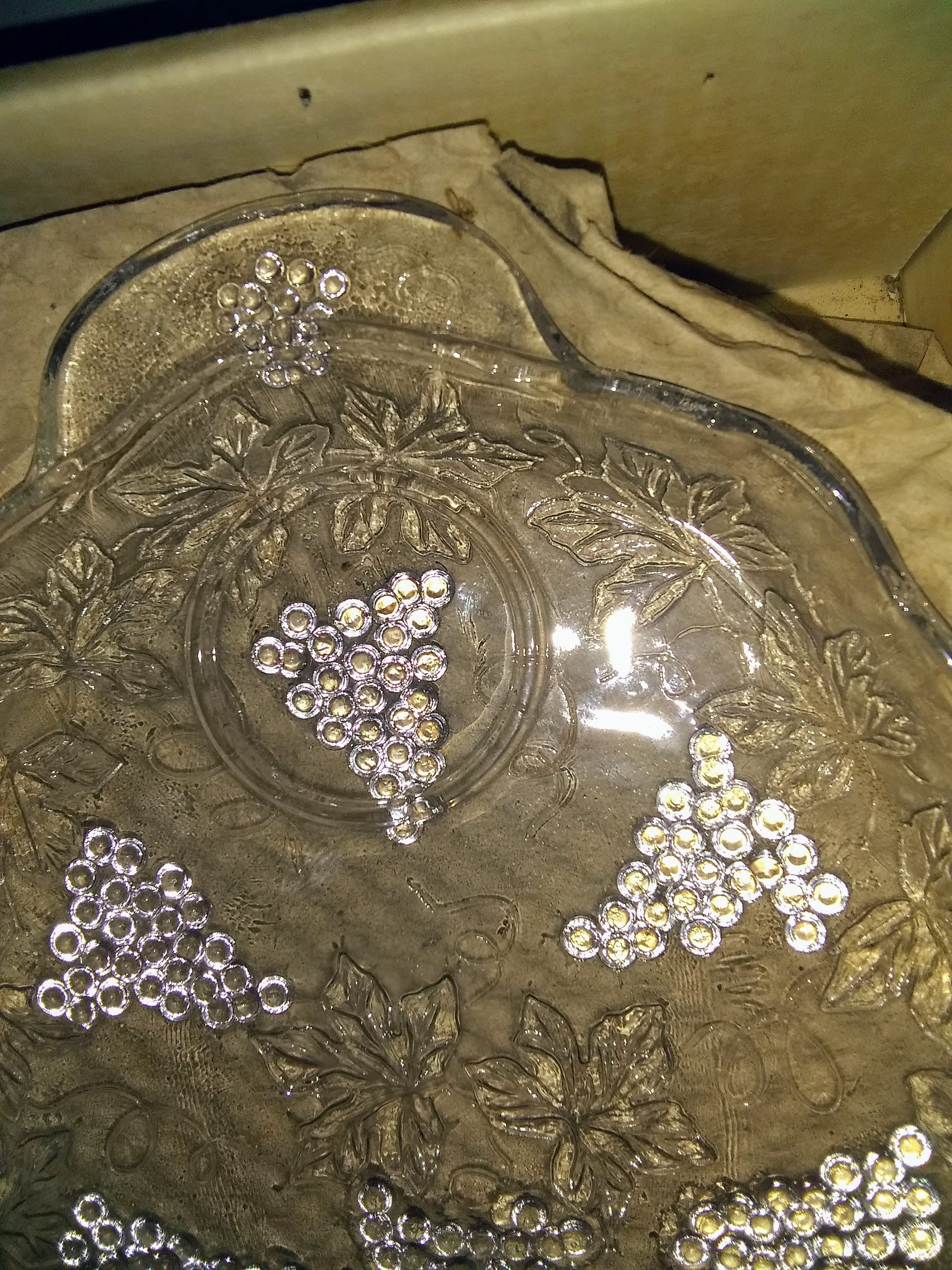 Grape Clusters Grape Leaves Lunch Plate and Cup Set of 8 pcs Etsy