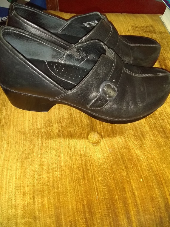 dansko dress heels