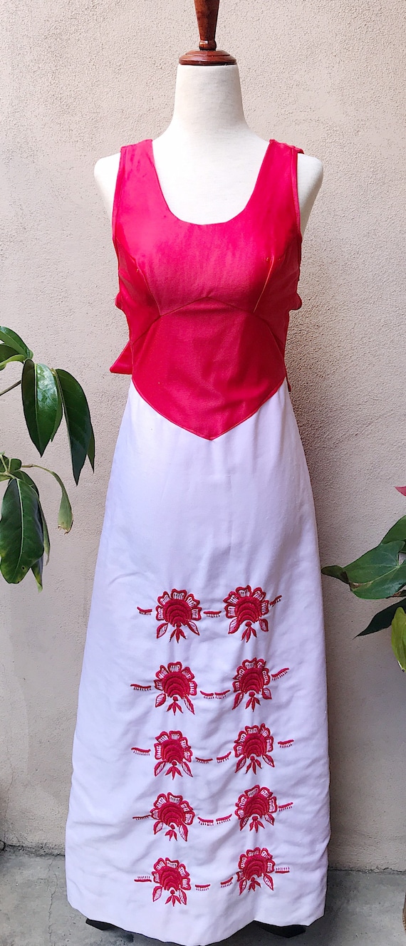 60’s Embroidered Maxi