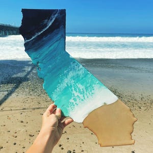 California Shaped Beach Themed Wall Art, Ocean Resin Wave Home Decoration