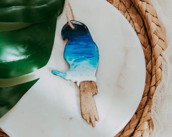 Parrot Christmas Ornament, Resin Wood, Beach Sand, 4 Inch