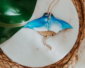 Stingray Christmas Ornament, Resin Wood, Beach Sand, 4 Inch