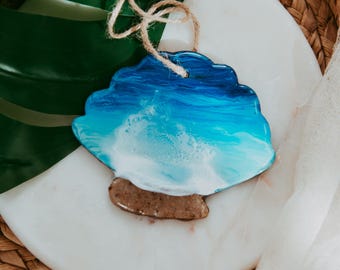 Seashell Christmas Ornament, Resin Wood, Beach Sand, 4 Inch