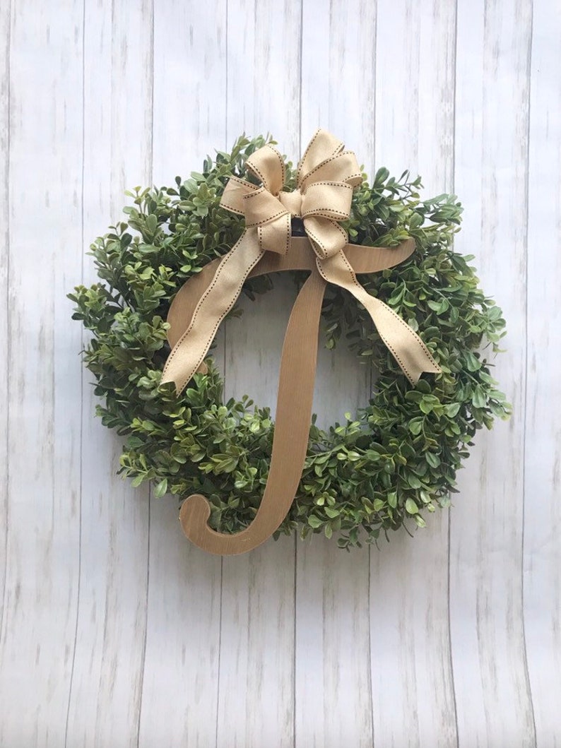 Year Round Boxwood Front Door Decor Mother/'s Day Present Full Boxwood Greenery Wreath with Personalized Initial New House Gift