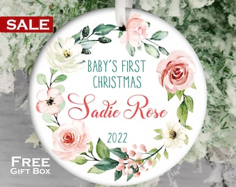 Adorno para la Primera Navidad del Bebé 2026 - Adorno de Rosa - Primera Navidad del Bebé - Adorno Personalizado para Bebé - Primera Navidad Personalizada