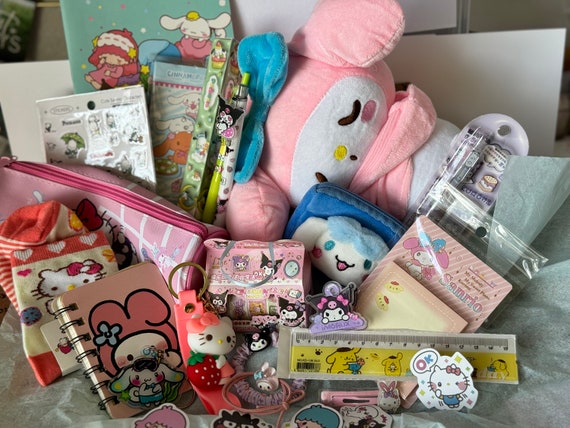 Ensemble De Papeterie Hello Kitty & Friends Café, 22 Pièces Sanrio, Fournitures Scolaires Mignonnes, Comprend Un Carnet, Des Autocollants Spongieux, Des Stylos