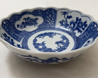 Early Japanese porcelain includes Imari