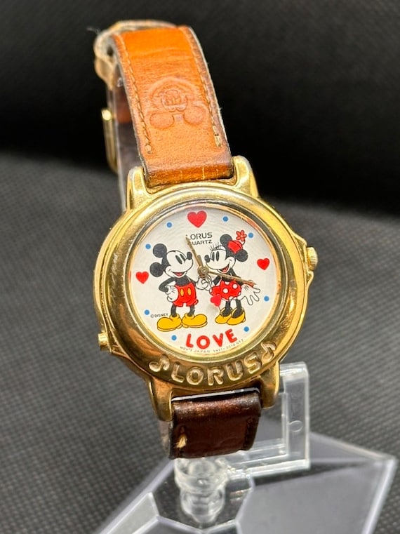 RARE Mickey and Minnie Musical Lorus Disney Watch 