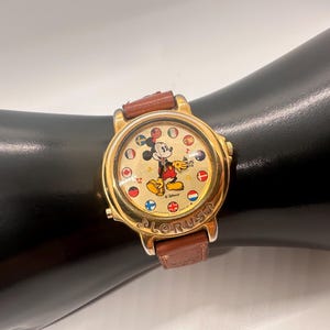 LORUS Vintage Disney Mickey Mouse World Flags Musical Watch