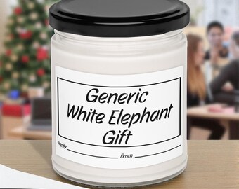 Könnte beinhalten: Ein weißes Glas mit schwarzem Deckel, beschriftet mit "Generic White Elephant Gift". Das Etikett enthält Platz für "Happy" und "From". Das Glas steht auf einer Holzoberfläche, mit Stift und Papier im Vordergrund.