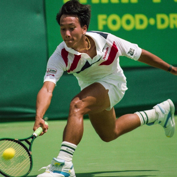 Michael Chang, tennis, vintage tennis, Chang, tennis art, tennis photo, Michael Chang print, forehand, pro tennis art, pro tennis photograph