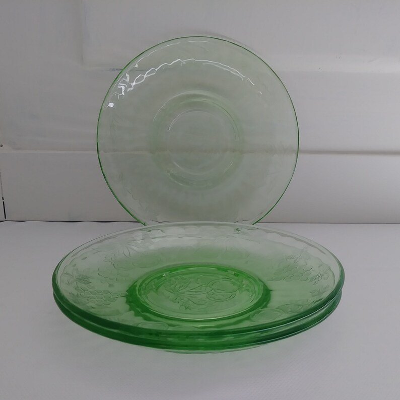 Vintage Hazel Atlas Fruits Saucers 1930/'s 3 Green Depression Glass Saucers