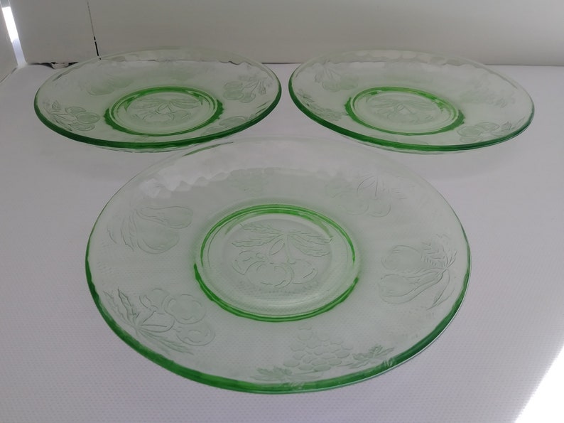 Vintage Hazel Atlas Fruits Saucers 1930/'s 3 Green Depression Glass Saucers