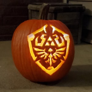 Zelda Hero Shield Pumpkin Stencil