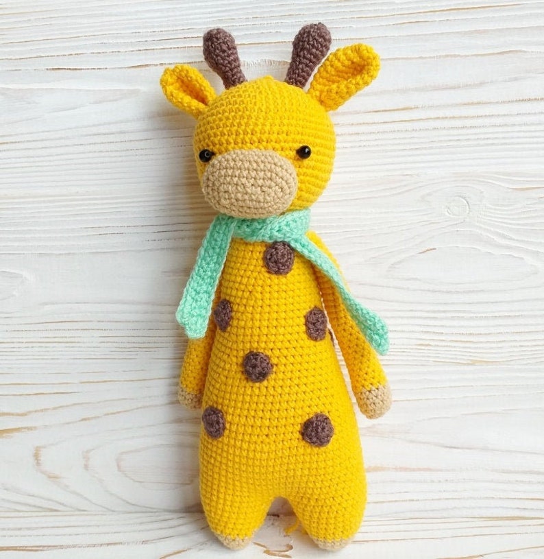crochet giraffe stuffed animal