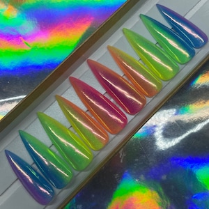 Uñas postizas de unicornio arcoíris