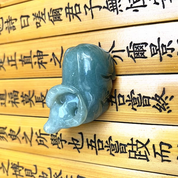 AAA echte natürliche dunkelgrün Jade Stein geschnitzt Ochsenkopf Anhänger authentische Jade Ochse