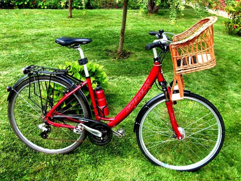 4bilder 1 wort frau mit fahrrad