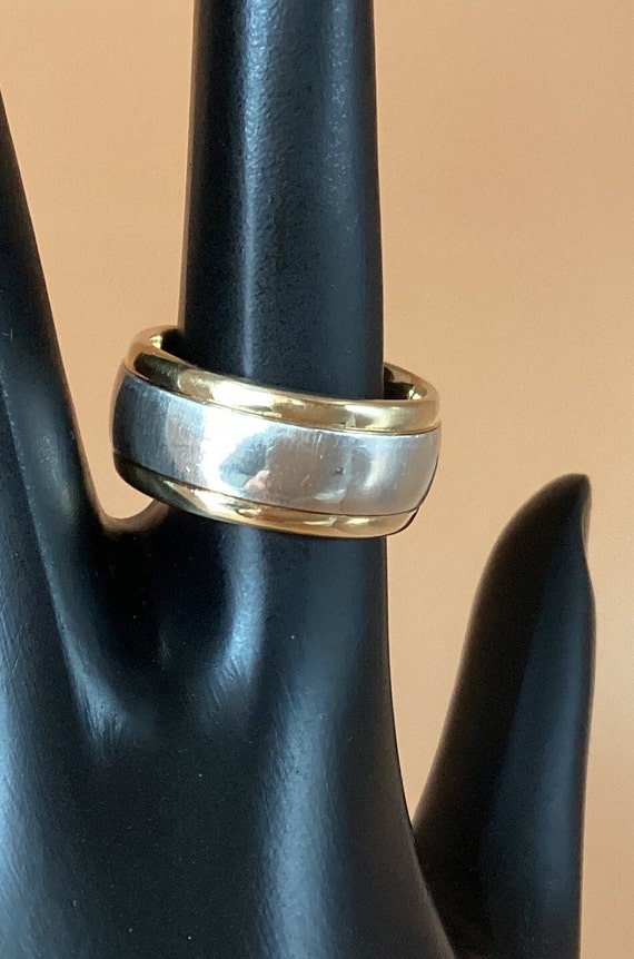 8mm Wedding Band Estate 8mm 18k and Platinum Weddi