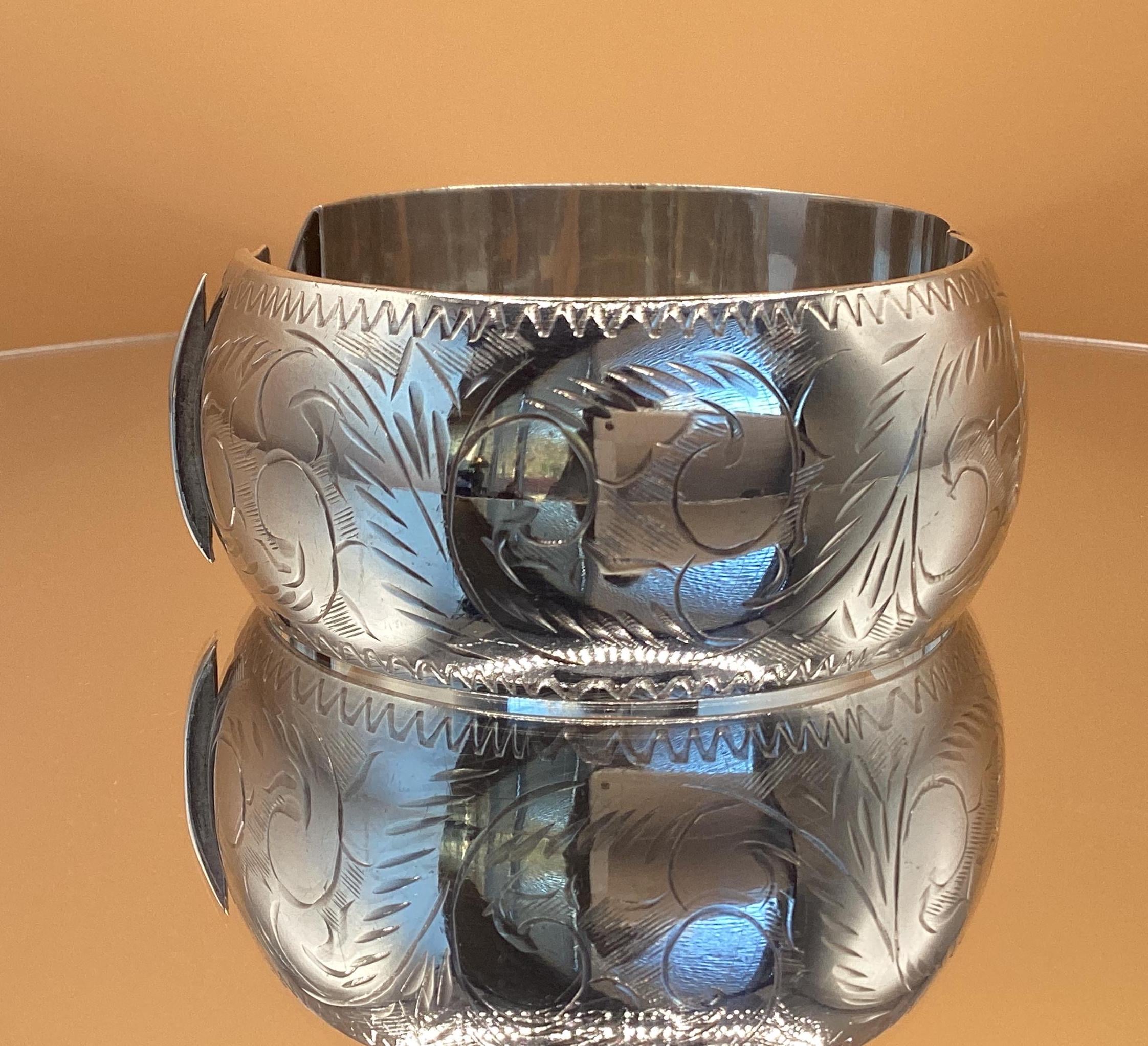 Sterling Silver Bangle Bracelet 30mm Wide Italy Gold Estate 925 Chunky Antique Bangle Mom Gift BOLD & BEAUTIFUL!  Engraved Cuff