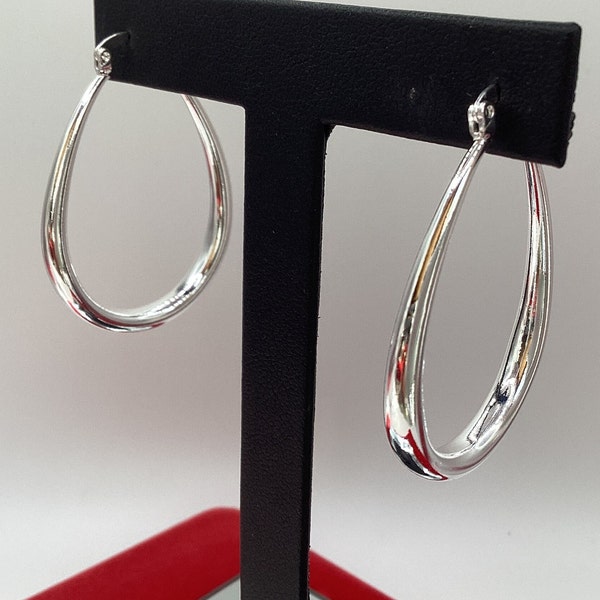 Sterling Silver Oval Hoop Earrings Mid size 925 Teardrop Hoops Gift for Her Birthday Anniversary Hoop Earrings