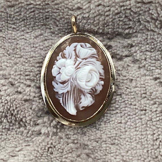 Victorian Cameo 14K Yellow Gold Shell Cameo Flowe… - image 2