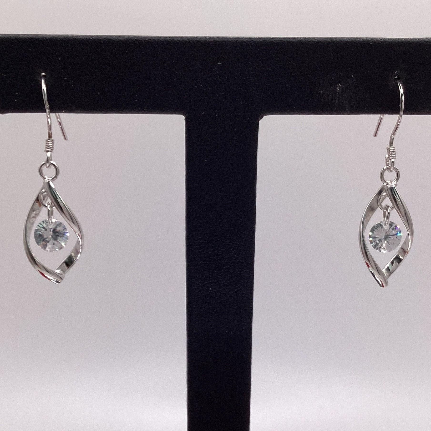 Dancing diamond deals earrings