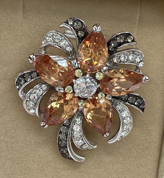 Swarovski Crystals Scarf Pin Camrose & Kross Lapel Jacqueline