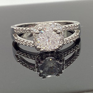 Round 3/4ct Cubic Zirconia Engagement Ring CZ Ring April Birthstone Engagement Birthday Sweet Sixteen Moissanite Lab Created Diamond Gift
