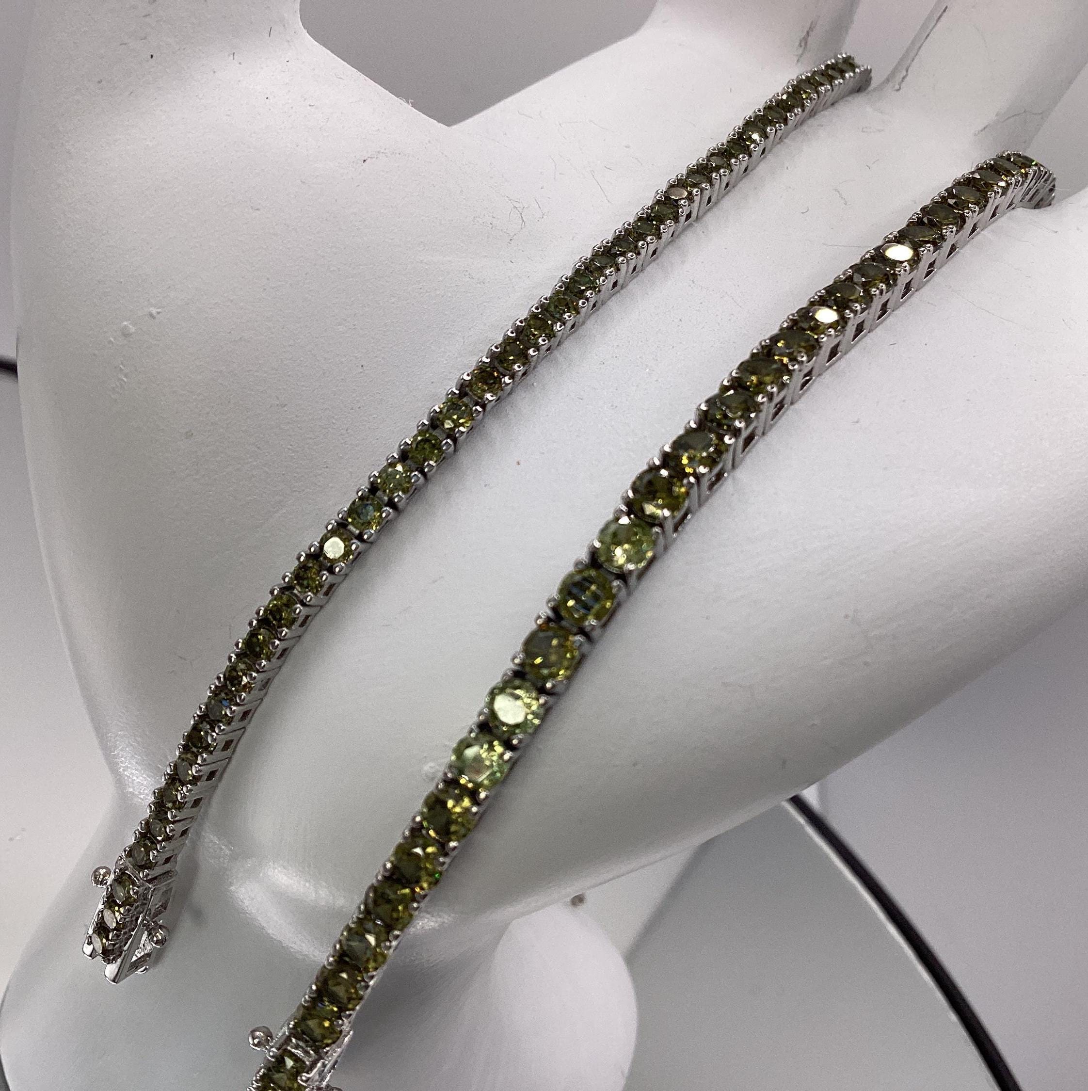 Peridot Tennis Bracelet 7 inch Peridot Bracelet August Birthday Gift Anniversary Wedding Green Birthstone Sweet 16 Graduation Gift