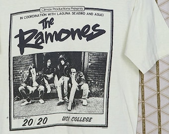 La maglietta del tour dei concerti dei Ramones, t-shirt vintage rara, hardcore punk, bianco sporco, morbida e sottile, t-shirt punk rock, UCI University California Irvine