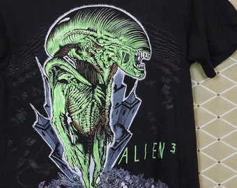 ALIEN 3 Shirt, 1992 T-shirt, Sci-fi Horror Movie Vintage