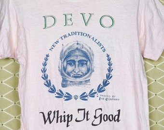 Koszulka DEVO vintage rzadka koszulka New Order Depeche Mode Kraftwerk Gary Numan Yaz Yello Human League Snowy Red Whip It Good Traditionalists