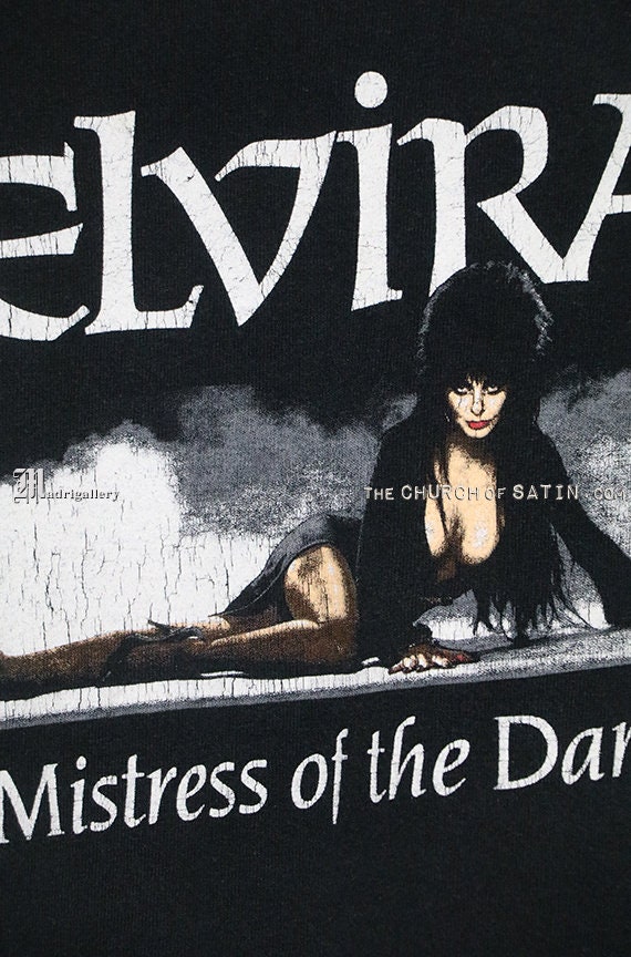 Elvira shirt, horror movie t-shirt, vintage rare … - image 3