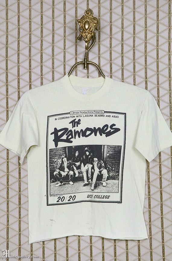 the ramones concert t Gem