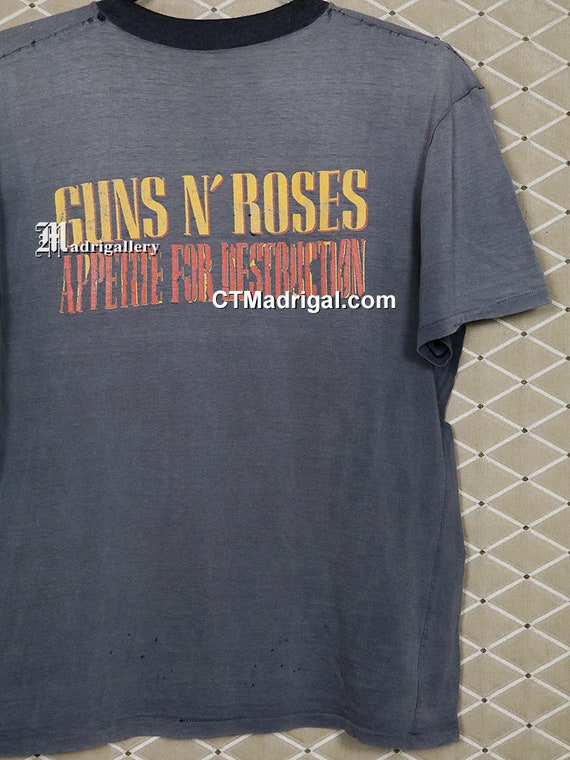 Guns N' Roses t-shirt, Motley Crue Queen AC/DC Ae… - image 6