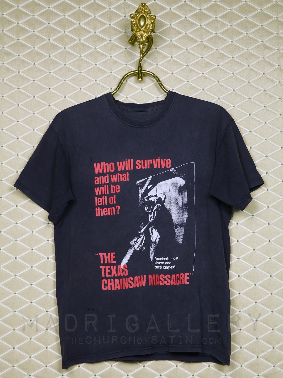 ●SUNDAYOFFCLUB● Texas Chainsaw Massacre Vintage Thrashed T Vintage Texas Chainsaw Massacre Shirt - Etsy
