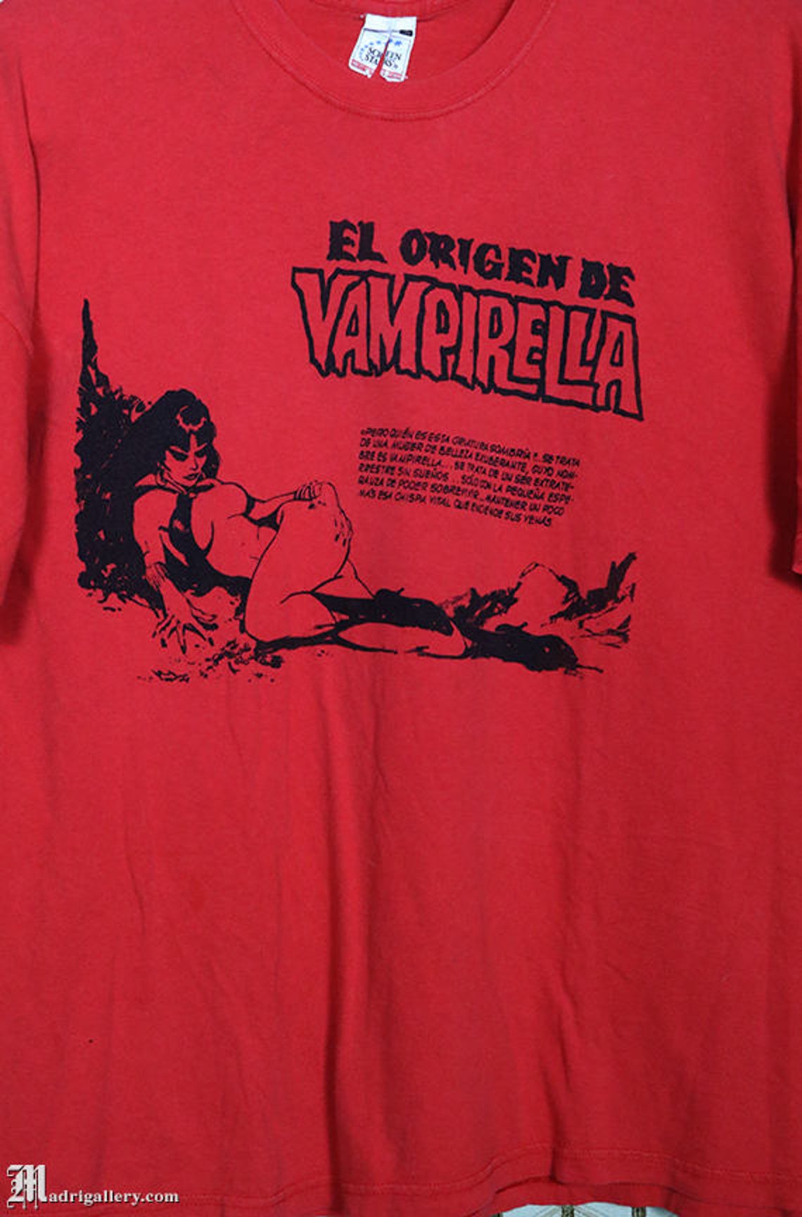 Vampirella T-shirt 1980s Vintage Rare Red Screen Stars Tee | Etsy