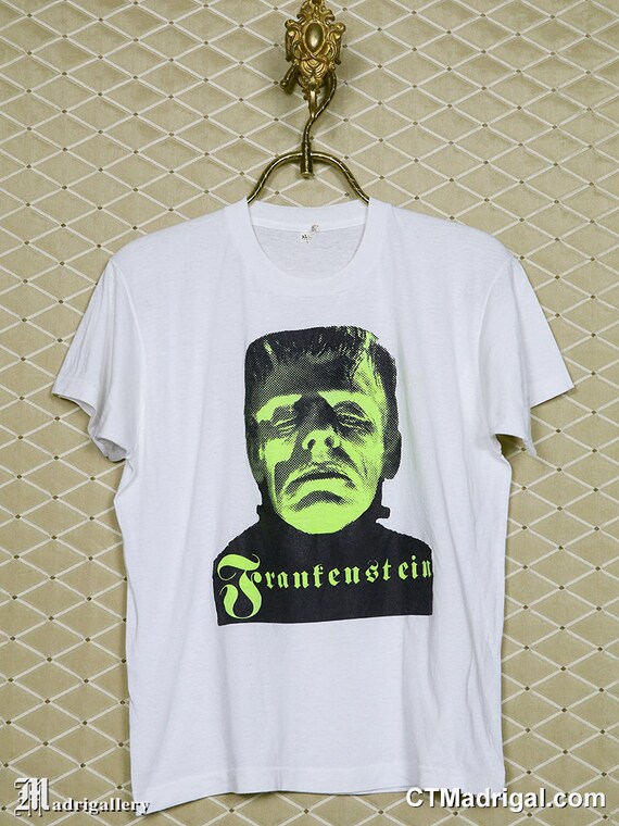 supreme halloween tee