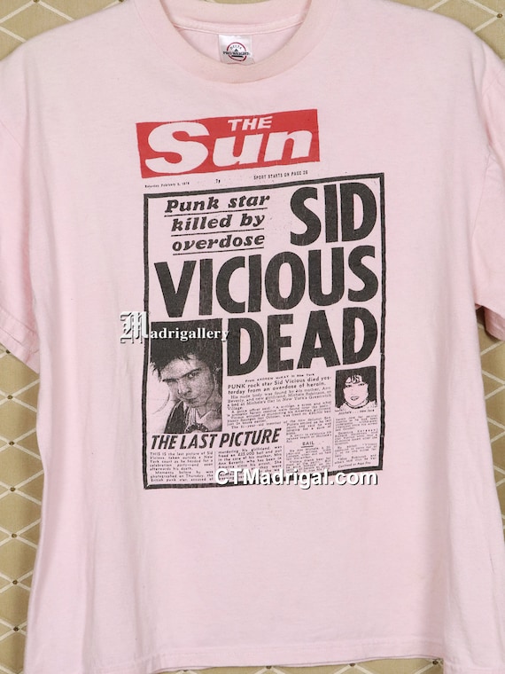 Sex Pistols t-shirt, Sid Vicious dead, vintage ra… - image 2