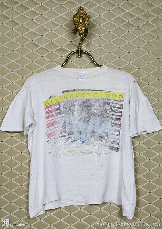 The Ramones, t-shirt, Blitzkreig Bop vintage tee s