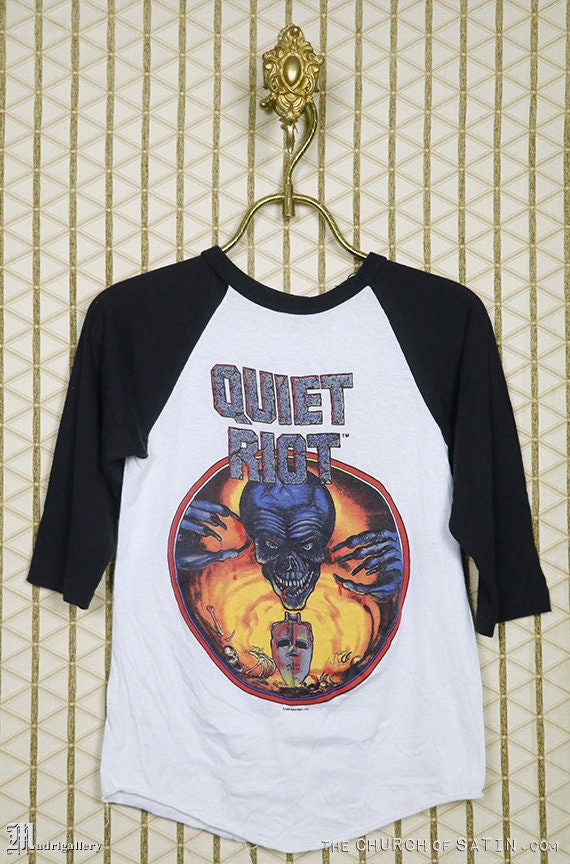 Quiet Riot tour t-shirt, vintage rare black white… - image 1