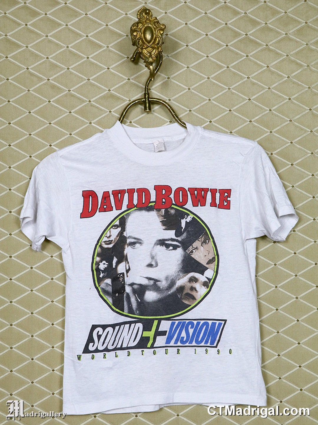 デヴィッド・ボウイのTシャツ、オリジナルツアーシャツ、白の