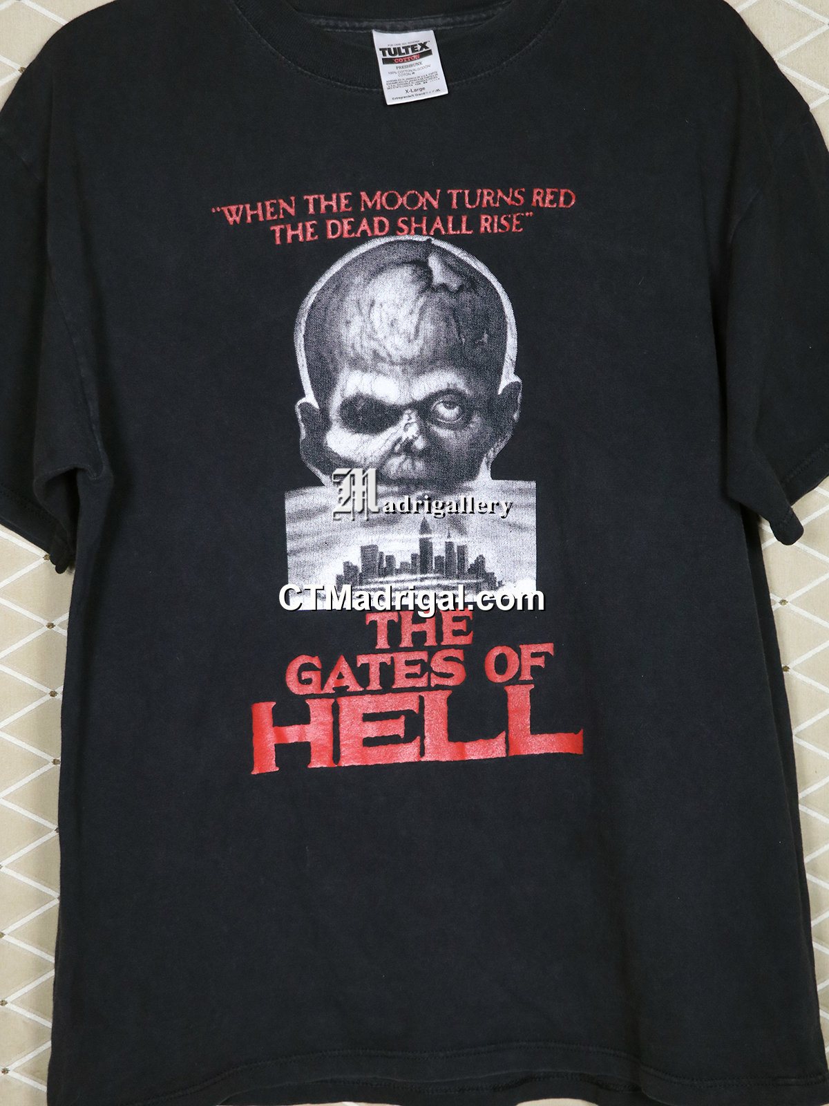 Gates of Hell Shirt, Horror Movie Fulci Suspiria Zombie Giallo 
